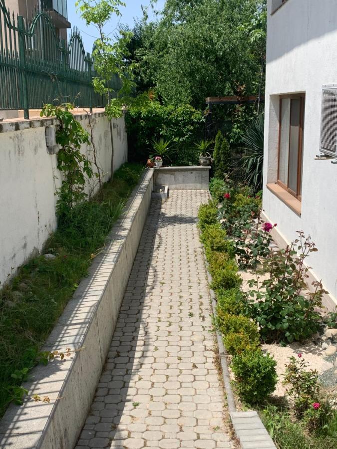Oasis By The Sea Apartment Primorsko Luaran gambar
