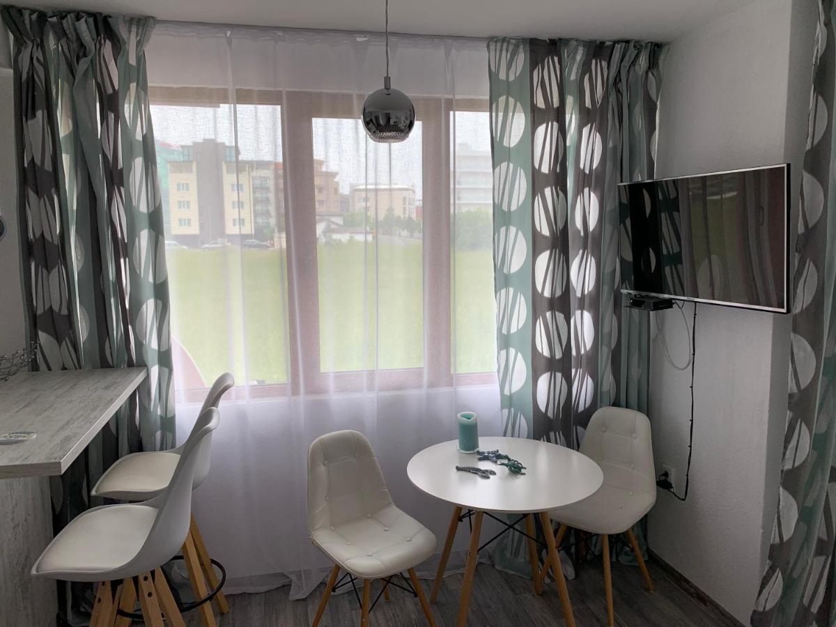 Oasis By The Sea Apartment Primorsko Luaran gambar