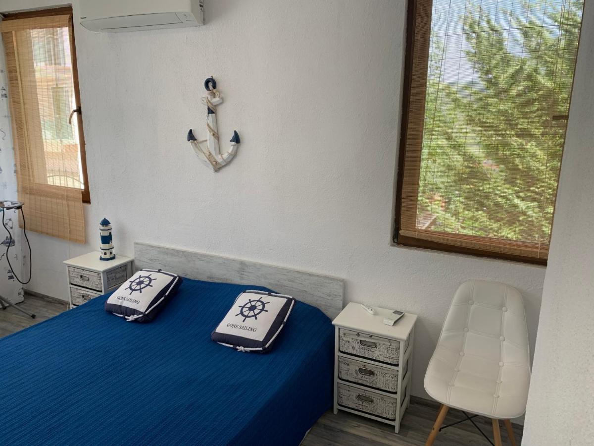 Oasis By The Sea Apartment Primorsko Luaran gambar